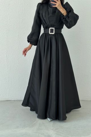Eşsiz Duruş Organze Tesettür Abiye Siyah