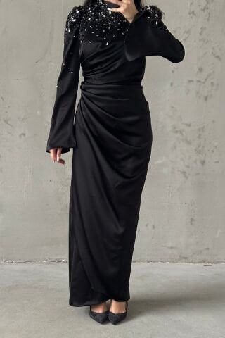 Taş İşlemeli Volan Kol Saten Tesettür Abiye Syah