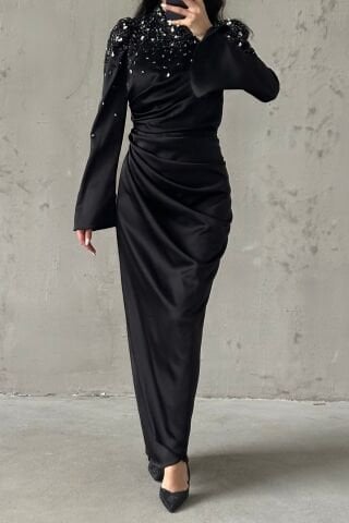 Taş İşlemeli Volan Kol Saten Tesettür Abiye Syah