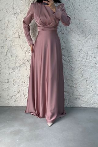 Kuşaklı Omuzu Taş Detaylı Saten Tesettür Abiye Pudra