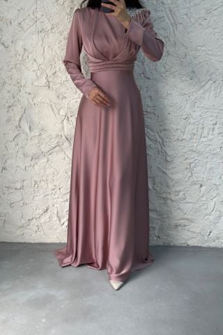 Kuşaklı Omuzu Taş Detaylı Saten Tesettür Abiye Pudra