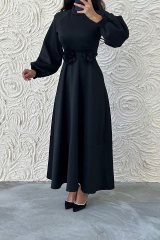 Stylish Belted Brooch Detailed Diver Hijab Dress Black