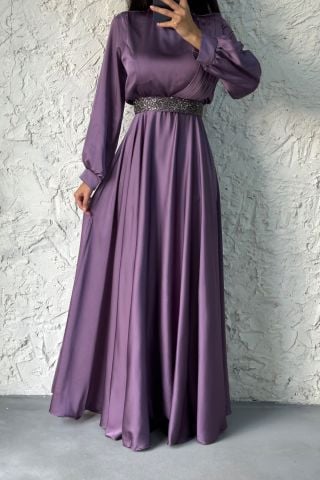 Boynu Ve Beli Taşlı Saten Tesettür Abiye Lila
