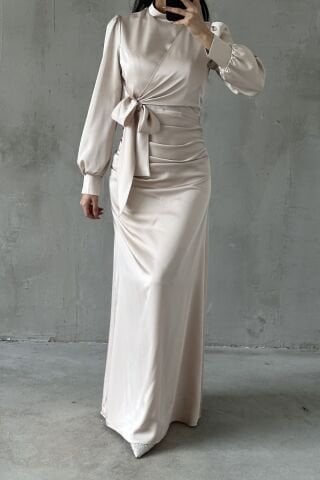 Büzgü Ve Düğüm Detaylı Saten Tesettür Abiye Bej