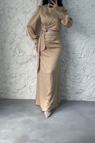 Büzgü Ve Düğüm Detaylı Saten Tesettür Abiye Taş