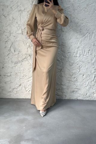 Büzgü Ve Düğüm Detaylı Saten Tesettür Abiye Taş